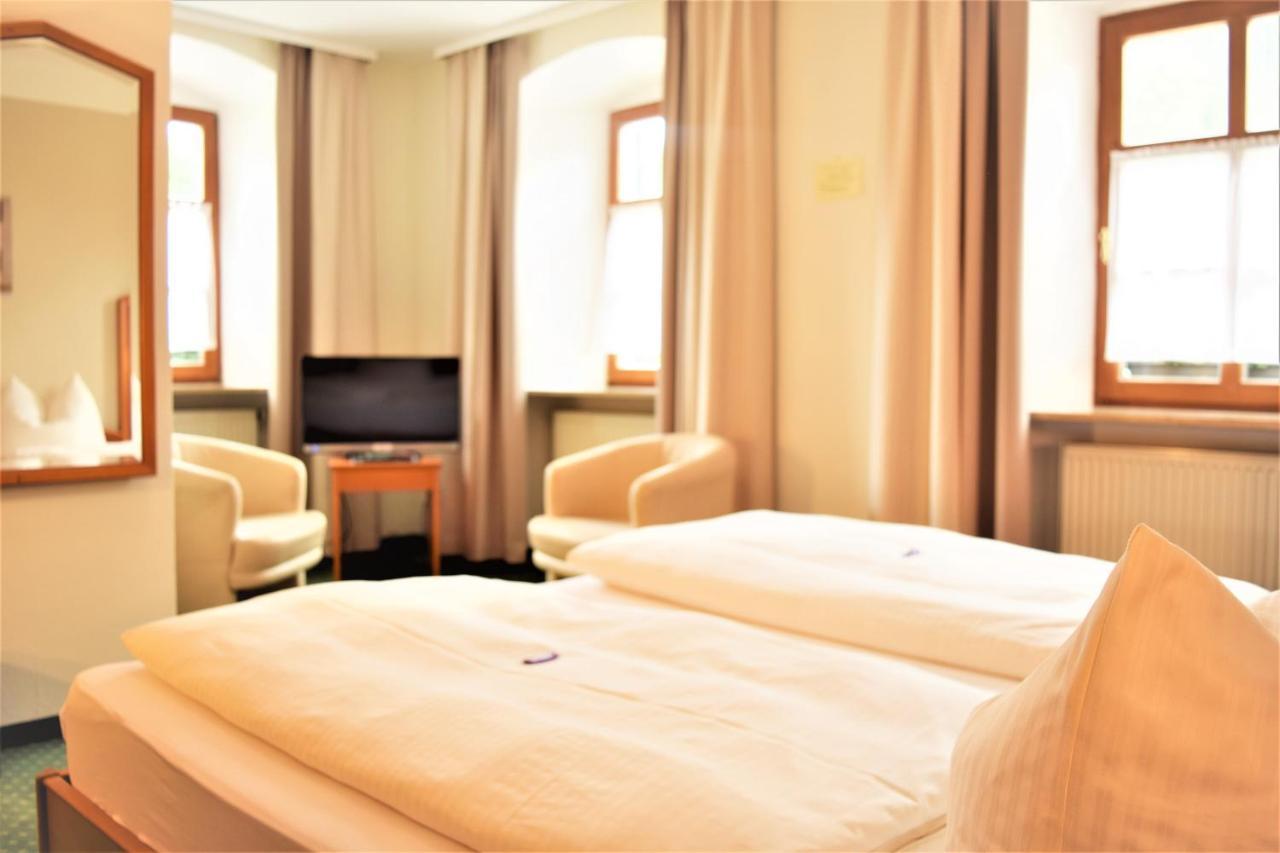 Hotel Zum Braeu キンディング エクステリア 写真