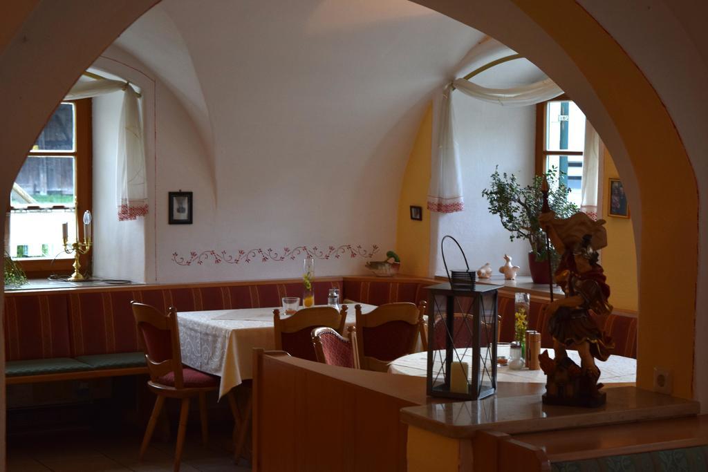 Hotel Zum Braeu キンディング エクステリア 写真
