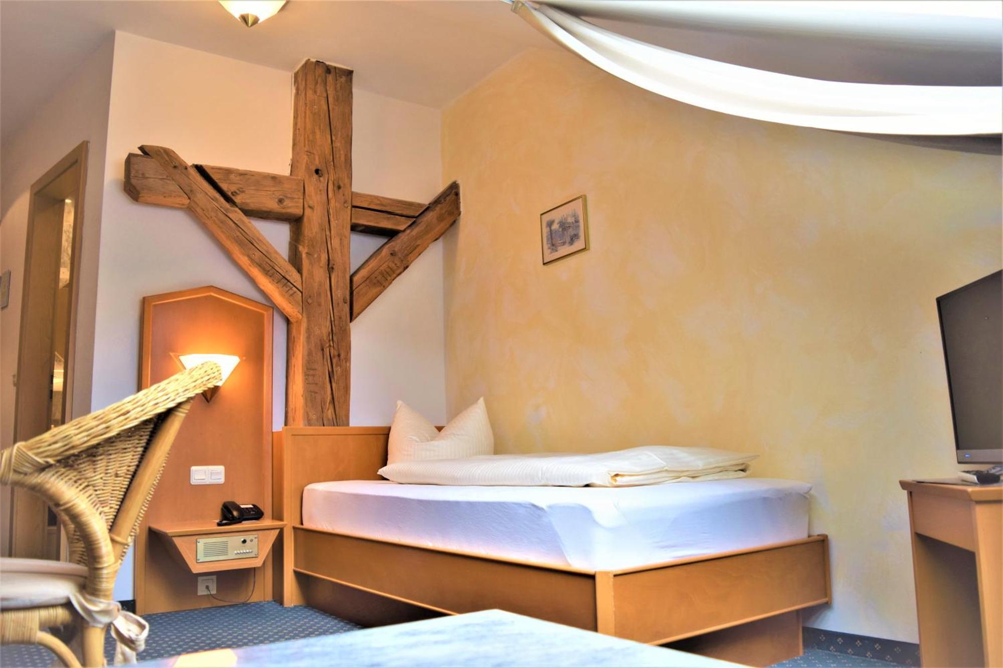 Hotel Zum Braeu キンディング エクステリア 写真