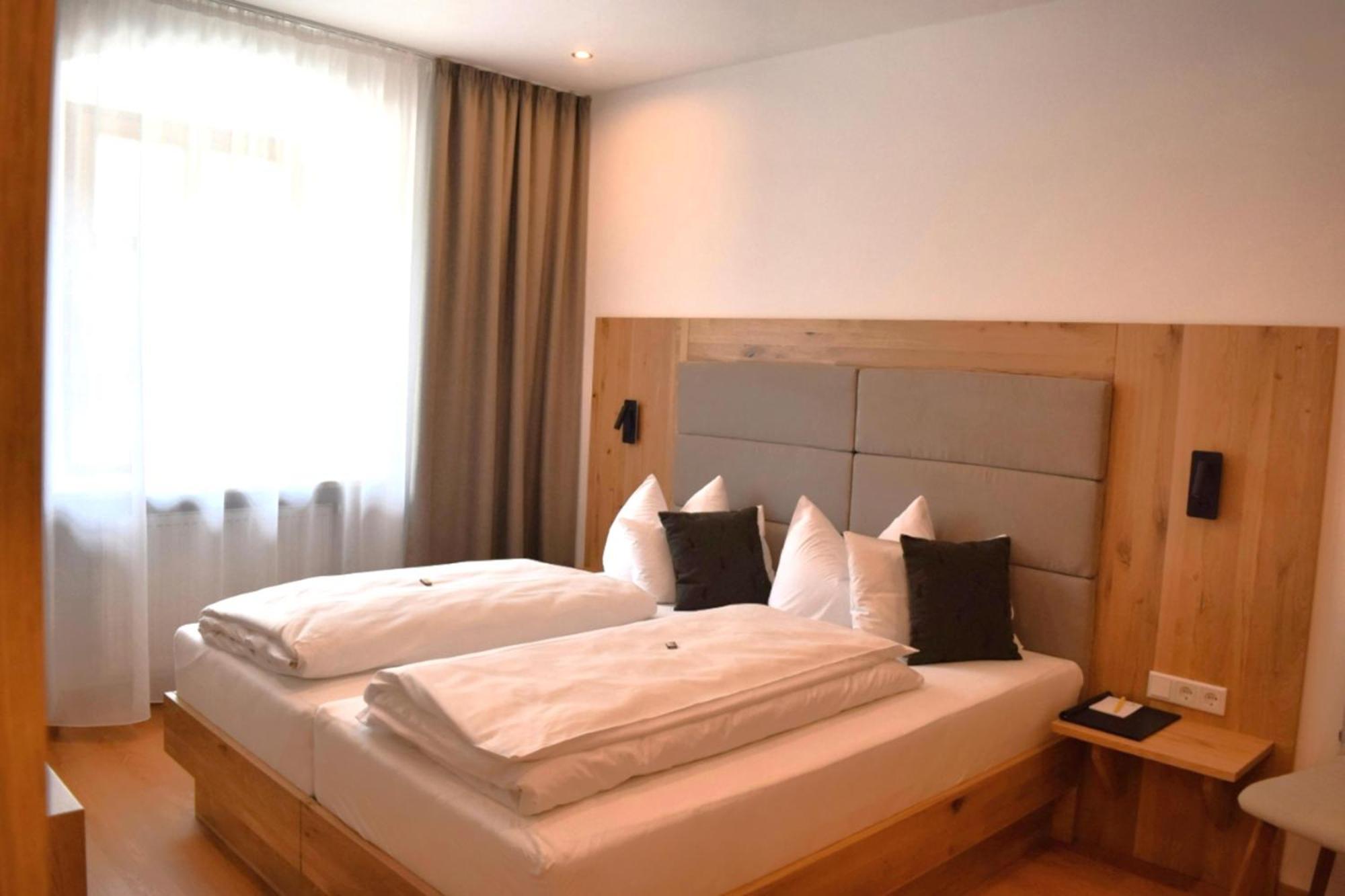 Hotel Zum Braeu キンディング エクステリア 写真