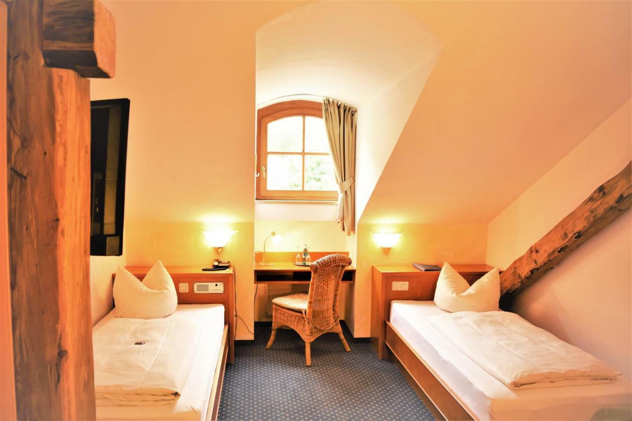 Hotel Zum Braeu キンディング エクステリア 写真